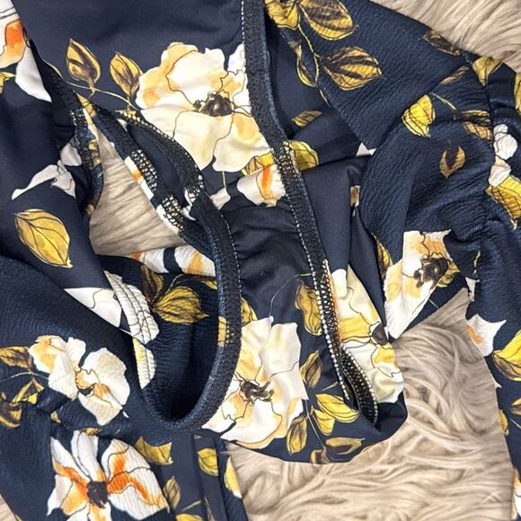 Beach Riot X Stone Cold Fox Classy Sexy One Piece Floral Cheeky Swim Suit Medium - Picture 6 of 6
